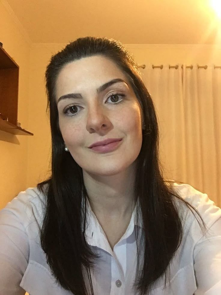 Fernanda M.